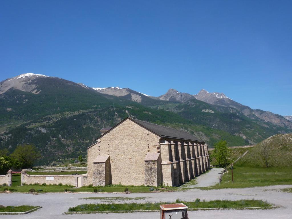 Le Rendez Vous De Vauban Gites & Spa Mont Dauphin Bagian luar foto